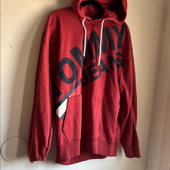 Tommy Hilfiger Red Hoodie for Men - Picture 2 of 6